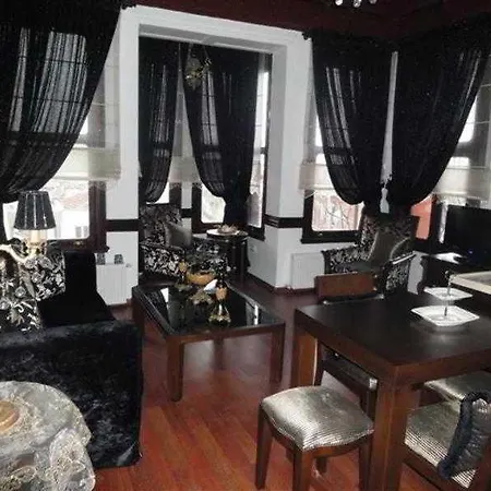 Ascot House شقة *