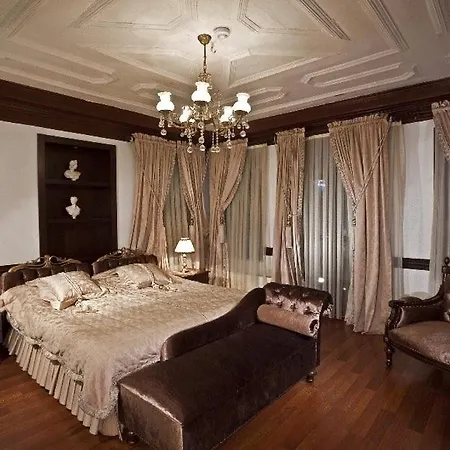 Daire Ascot House